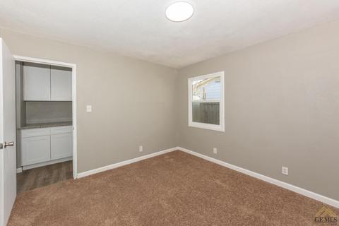 315 E J St, Tehachapi, CA 93561 photo 15