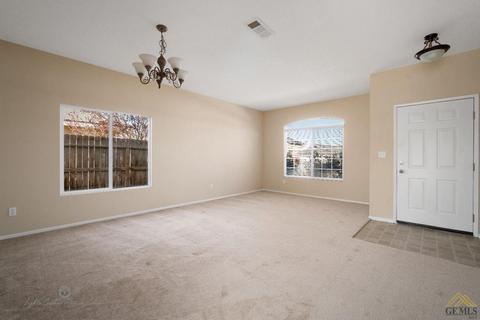 1009 S Green St, Tehachapi, CA 93561 photo 6