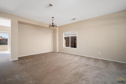 1009 S Green St, Tehachapi, CA 93561 photo 5