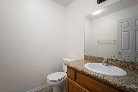 1009 S Green St, Tehachapi, CA 93561 photo 15