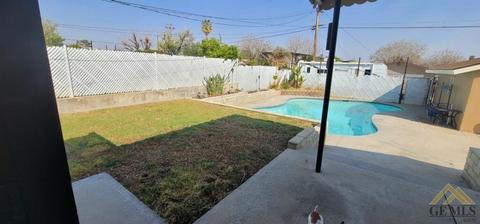 102 E Warren St, Taft, CA 93268 photo 22