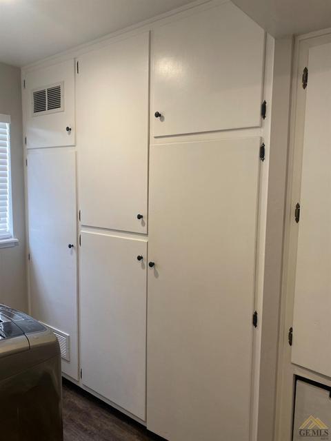 102 E Warren St, Taft, CA 93268 photo 14