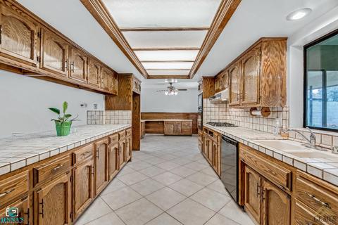 7100 Palm Tree Cir, Bakersfield, CA 93308 photo 10