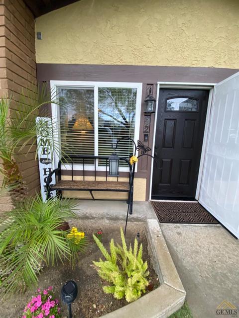 322 Calvin St, Taft, CA 93268 photo 3