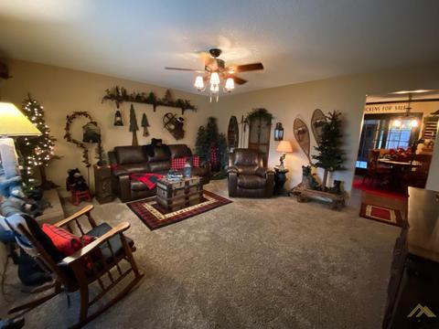 322 Calvin St, Taft, CA 93268 photo 7