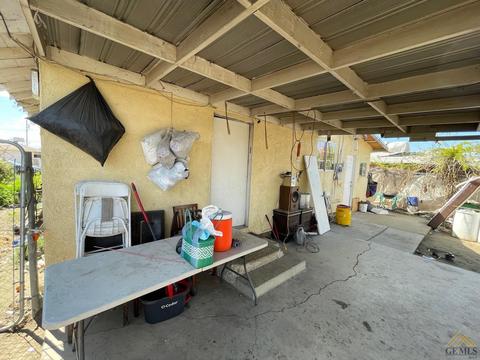 1800 4th St, Wasco, CA 93280 photo 2