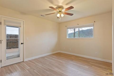 29940 Caddy Ln, Tehachapi, CA 93561 photo 11
