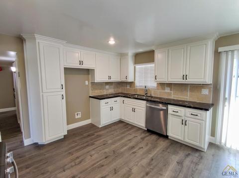 1124 State Ave, Shafter, CA 93263 photo 7