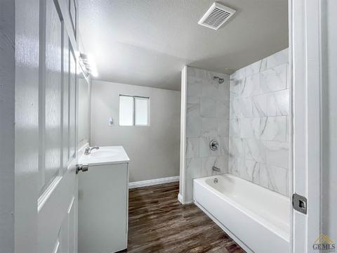 1915 4th St, Wasco, CA 93280 photo 12