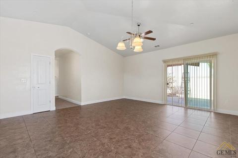 709 Celestial Way, Wasco, CA 93280 photo 7