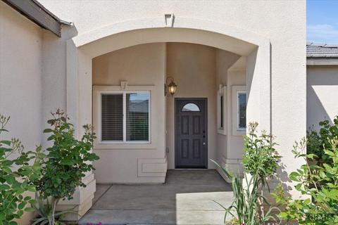 709 Celestial Way, Wasco, CA 93280 photo 3