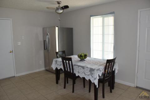 600 Charles, Arvin, CA 93203 photo 6