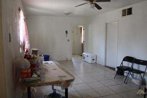 1130 7th Pl, Wasco, CA 93280 photo 7