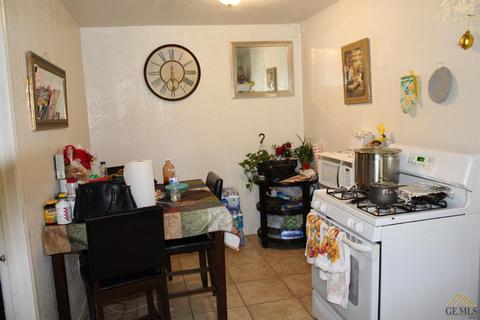 1130 7th Pl, Wasco, CA 93280 photo 3