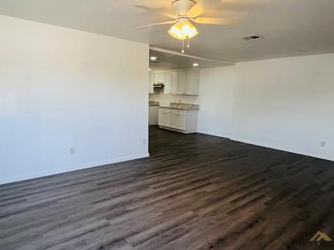 1515 2nd St, Wasco, CA 93280 photo 3