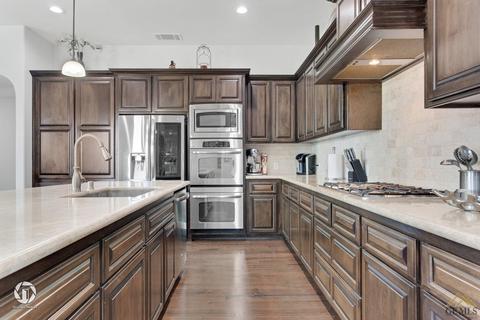12808 Eversham Dr, Bakersfield, CA 93311 photo 14