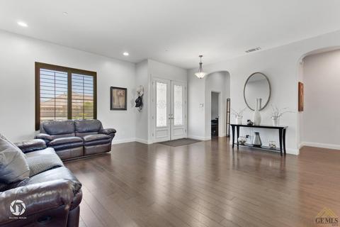 12808 Eversham Dr, Bakersfield, CA 93311 photo 8