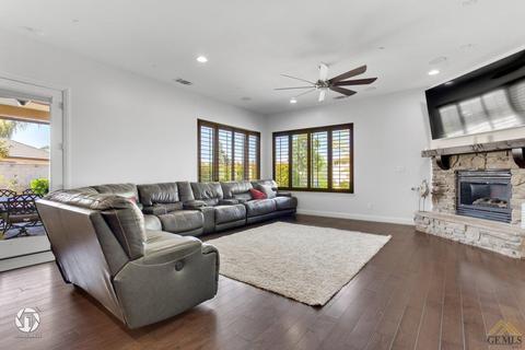12808 Eversham Dr, Bakersfield, CA 93311 photo 21