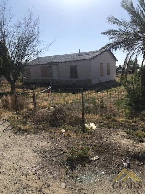 27529 Pine St, Taft, CA 93268 photo 1