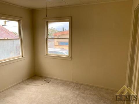 112 Fillmore St, Taft, CA 93268 photo 5