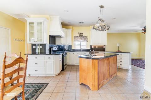 410 Savannah Pl, Tehachapi, CA 93561 photo 22