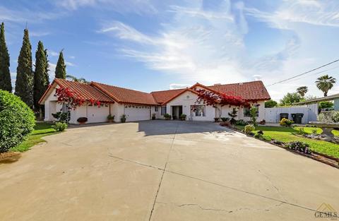 1011 Meyer St, Arvin, CA 93203 photo 2