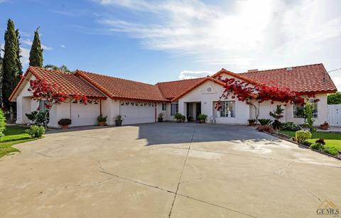 1011 Meyer St, Arvin, CA 93203 photo 3