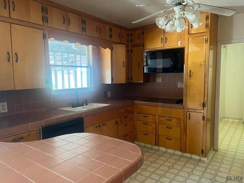 319 Buchanan St, Taft, CA 93268 photo 15