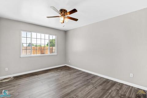 908 Bell Ave, Taft, CA 93268 photo 13