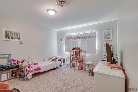 506 Tyler St, Taft, CA 93268 photo 10