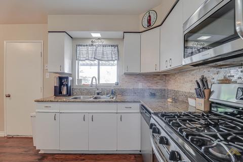 506 Tyler St, Taft, CA 93268 photo 5