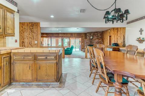 18500 Buckeye Pl, Tehachapi, CA 93561 photo 9