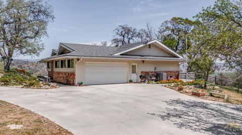 18500 Buckeye Pl, Tehachapi, CA 93561 photo 3