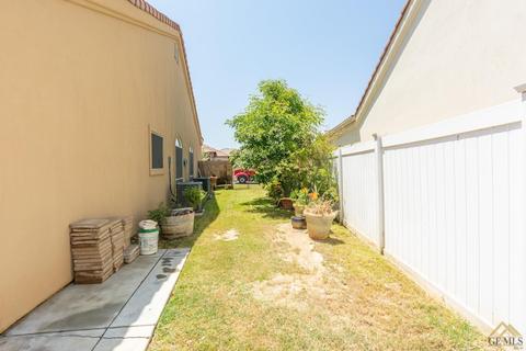 10326 Bluffshadow Dr, Bakersfield, CA 93306 photo 30