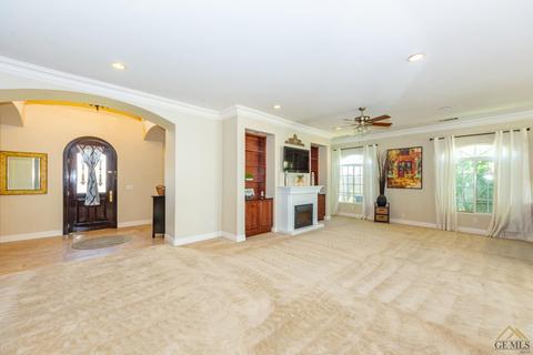 10326 Bluffshadow Dr, Bakersfield, CA 93306 photo 7