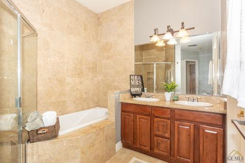 10326 Bluffshadow Dr, Bakersfield, CA 93306 photo 20