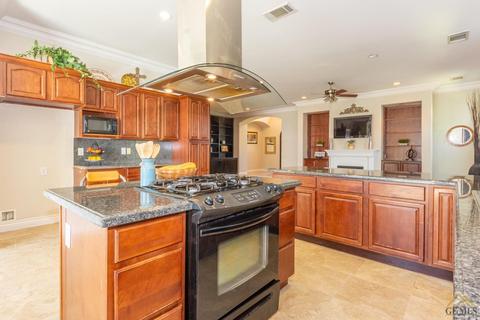 10326 Bluffshadow Dr, Bakersfield, CA 93306 photo 13