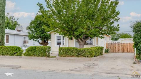 117 Taylor St, Taft, CA 93268 photo 2