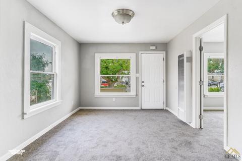 117 Taylor St, Taft, CA 93268 photo 5