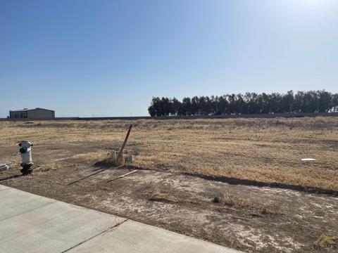 608 Workman St, Bakersfield, CA 93307 photo 11