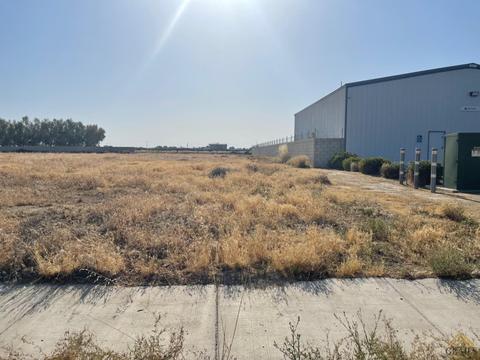 608 Workman St, Bakersfield, CA 93307 photo 1