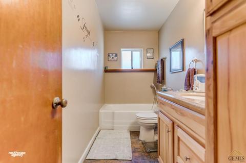 617 Polk St, Taft, CA 93268 photo 13