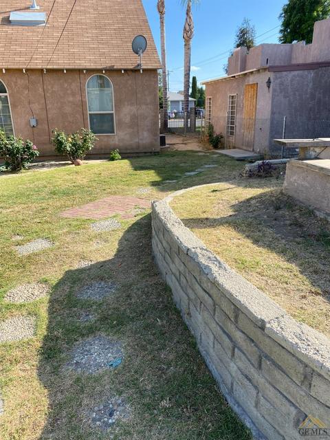 1306 E 19th St, Bakersfield, CA 93305 photo 32