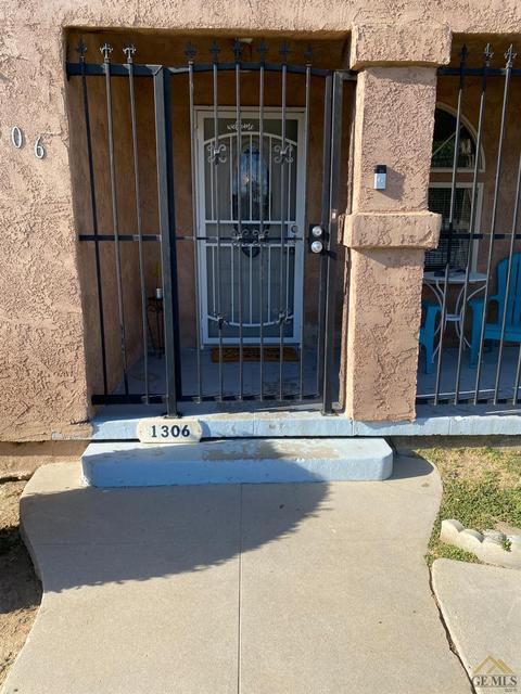 1306 E 19th St, Bakersfield, CA 93305 photo 3