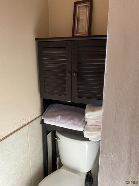 1306 E 19th St, Bakersfield, CA 93305 photo 25