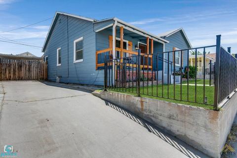 425 E St, Taft, CA 93268 photo 2