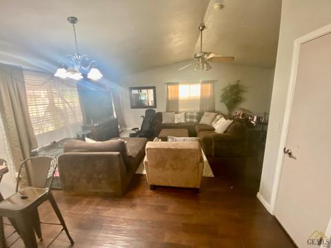 925 Birch Ave, Wasco, CA 93280 photo 8