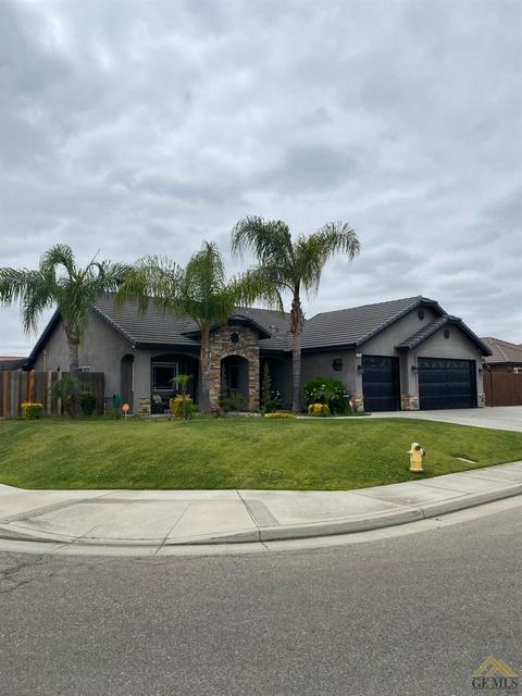 711 Rodeo St, Shafter, CA 93263 photo 3
