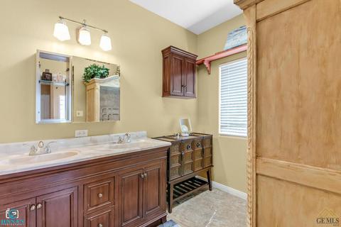 20424 Sierra Ave, Tehachapi, CA 93561 photo 19