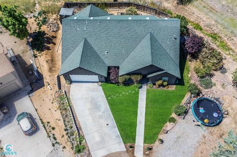 20424 Sierra Ave, Tehachapi, CA 93561 photo 2